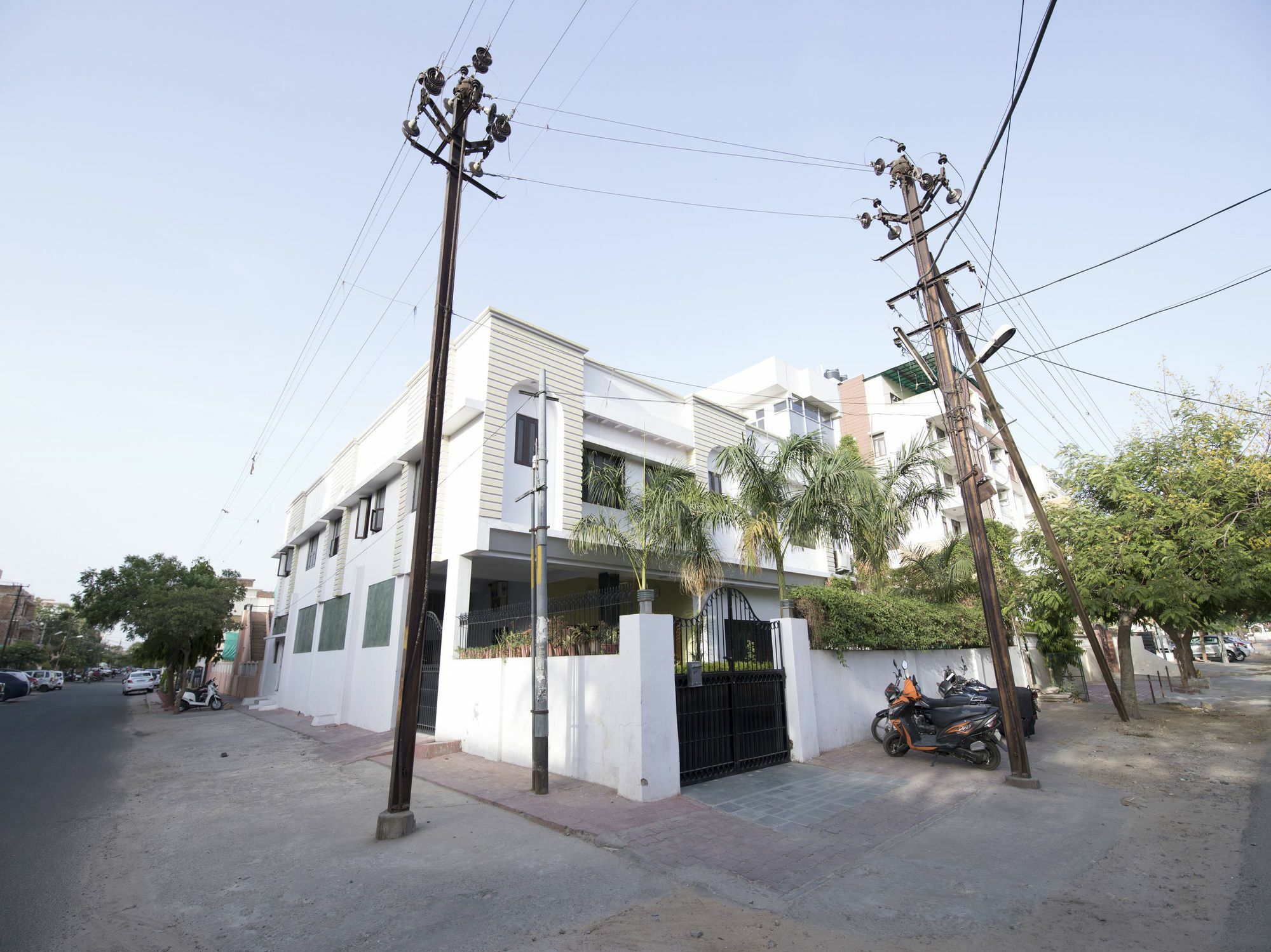 Oyo 13790 Hotel Satya Regency جايبور المظهر الخارجي الصورة